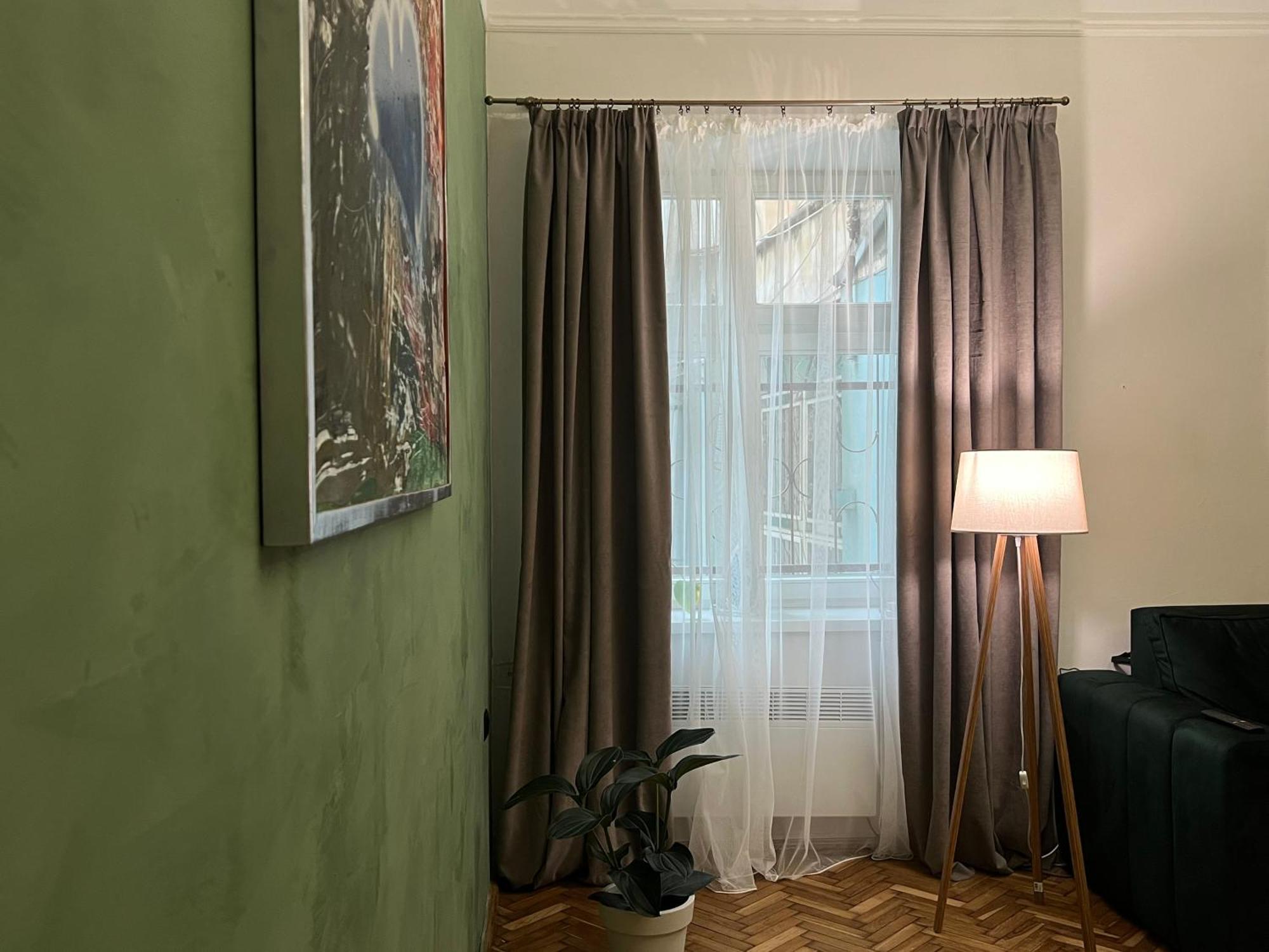 Art Apartment On Kylisha Str Lviv Eksteriør bilde