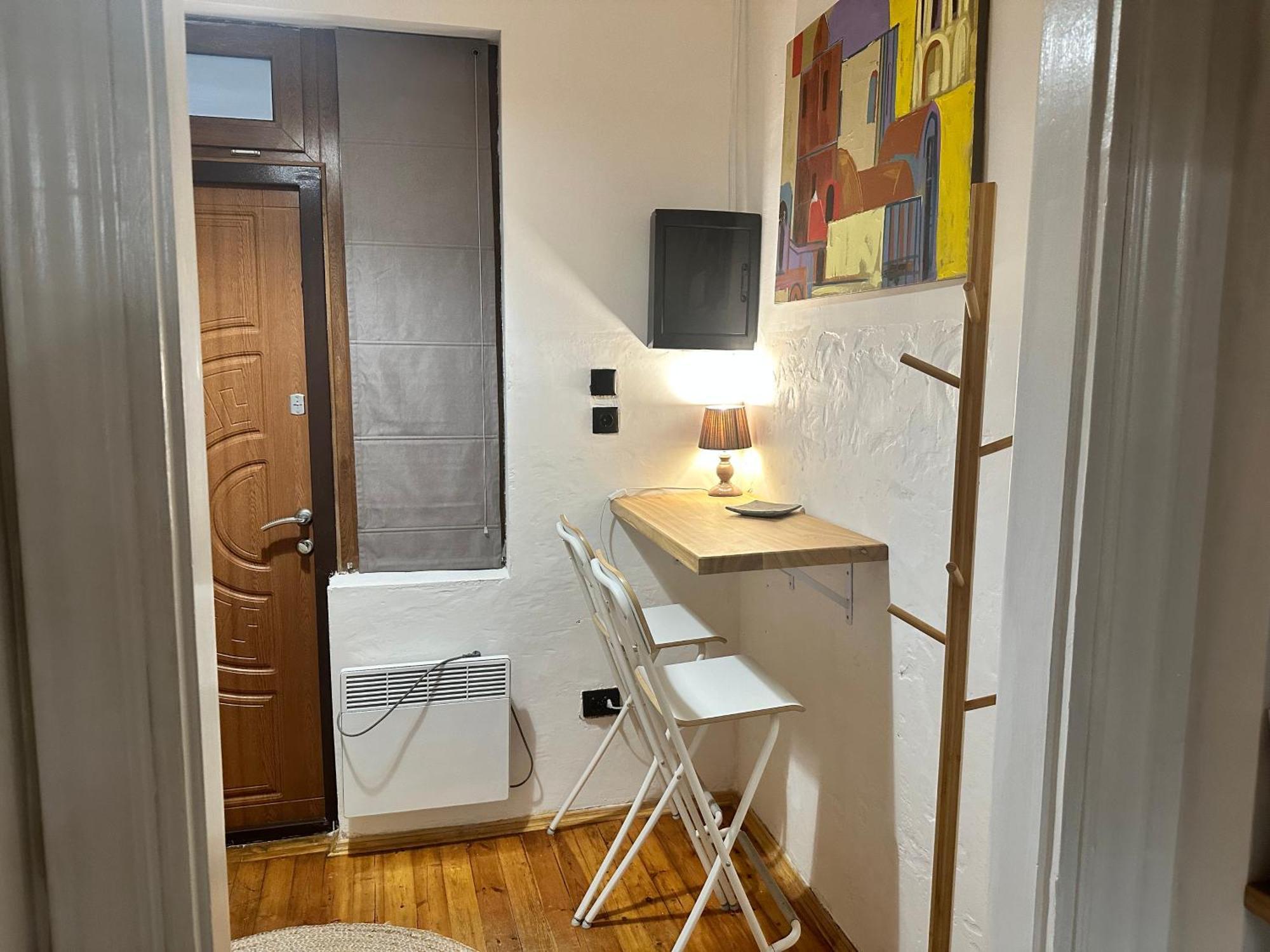 Art Apartment On Kylisha Str Lviv Eksteriør bilde